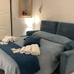 Tinnyhouse