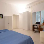 Geco\'S Apartment