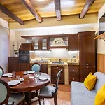 Amphitheater Apartment By Wonderful Italy