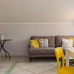 Bright Rooftop By Napoliapartments
