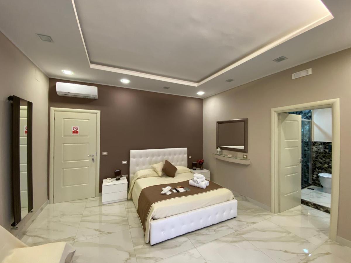 Porto & Bed & Breakfast Naples