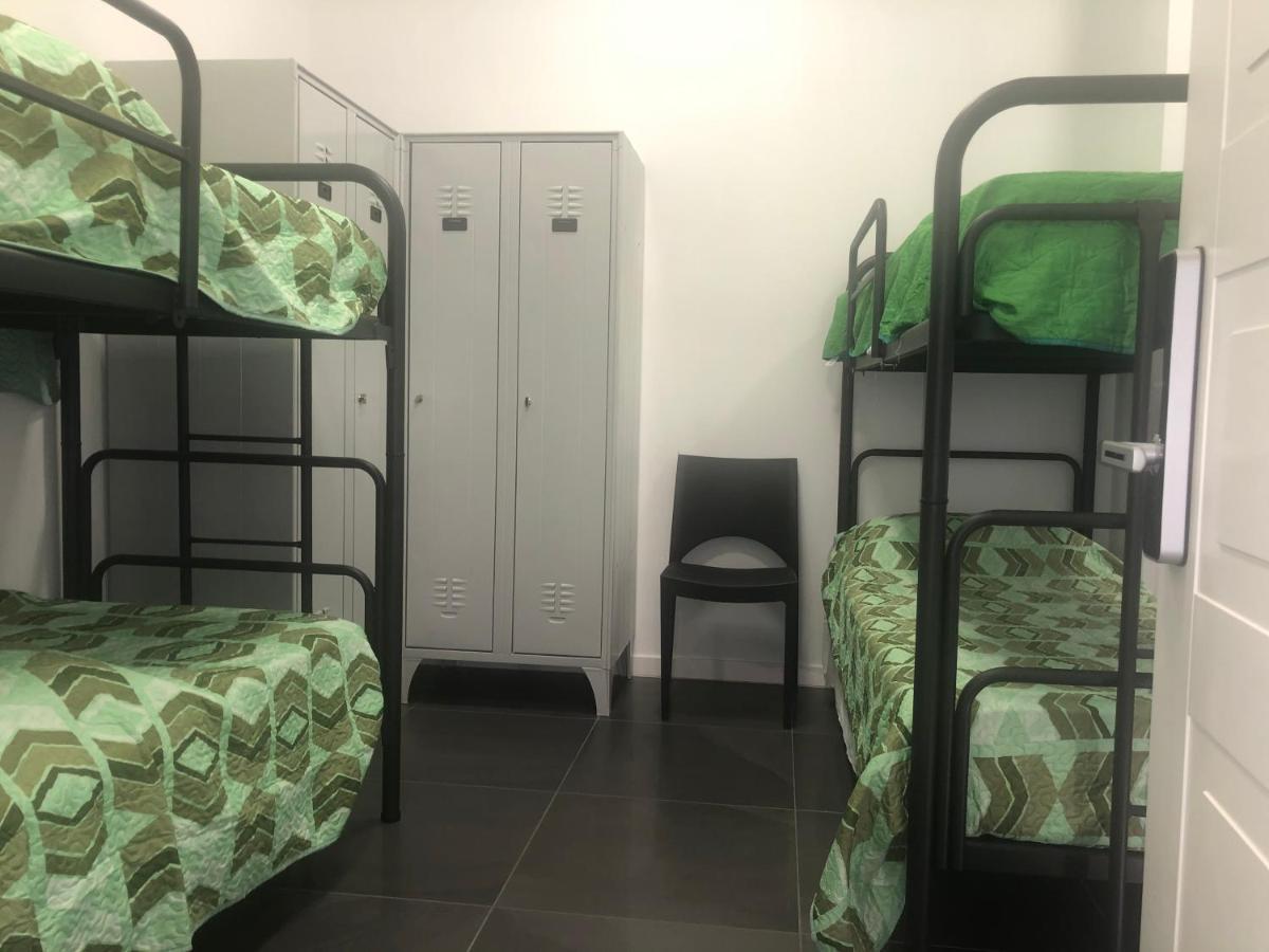 Guest house Floor Rentrooms 3*