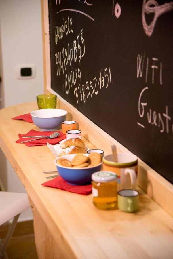 Bed & Breakfast Guest Art *