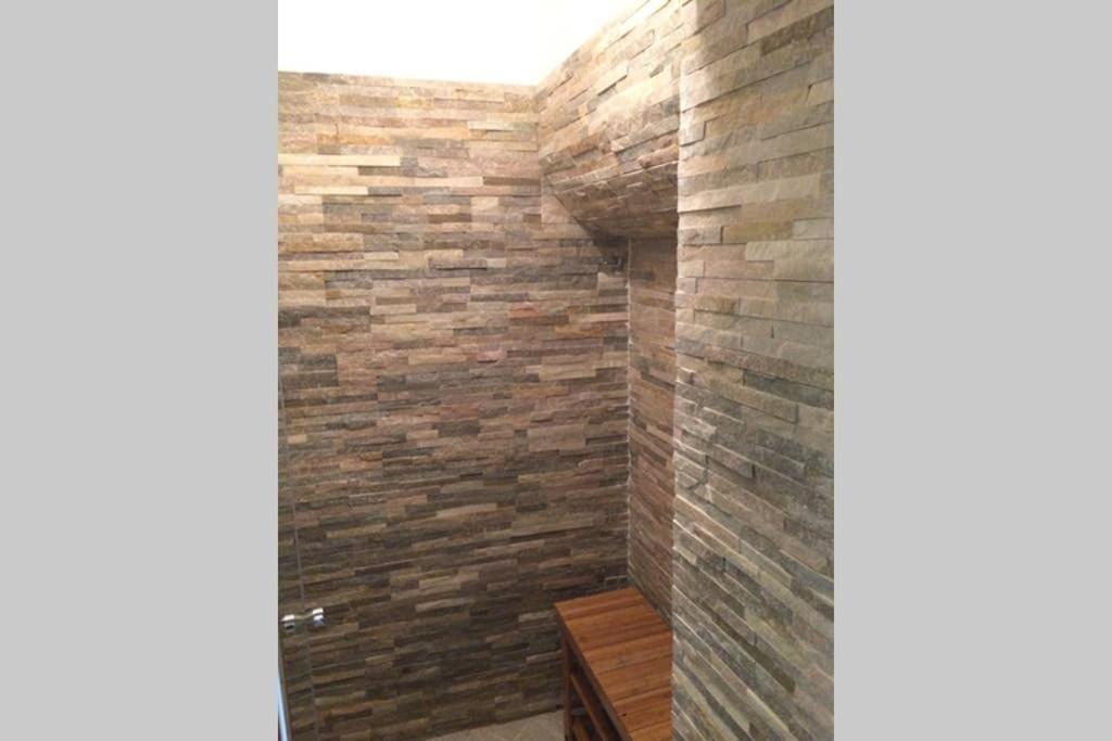La Grotta Holiday home