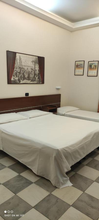 Luna Rossa 3* Naples