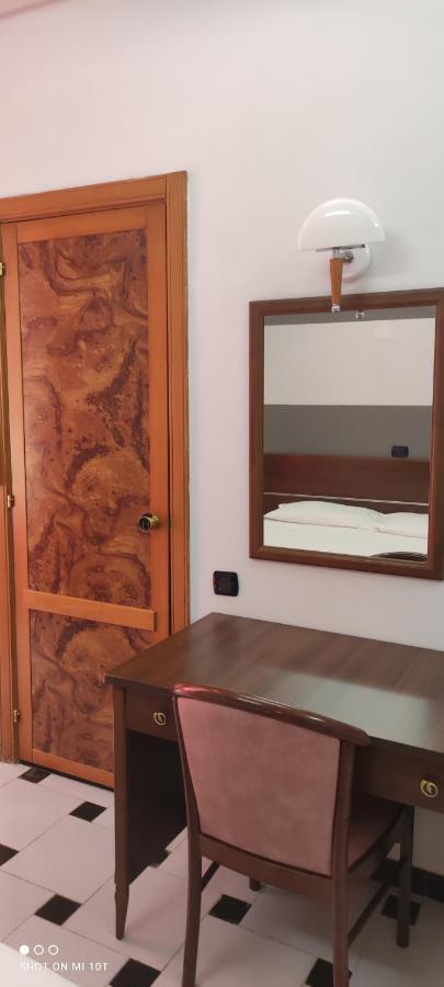 Luna Rossa Hotel 3*