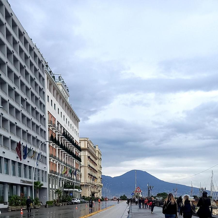 Benincasaroom * Naples
