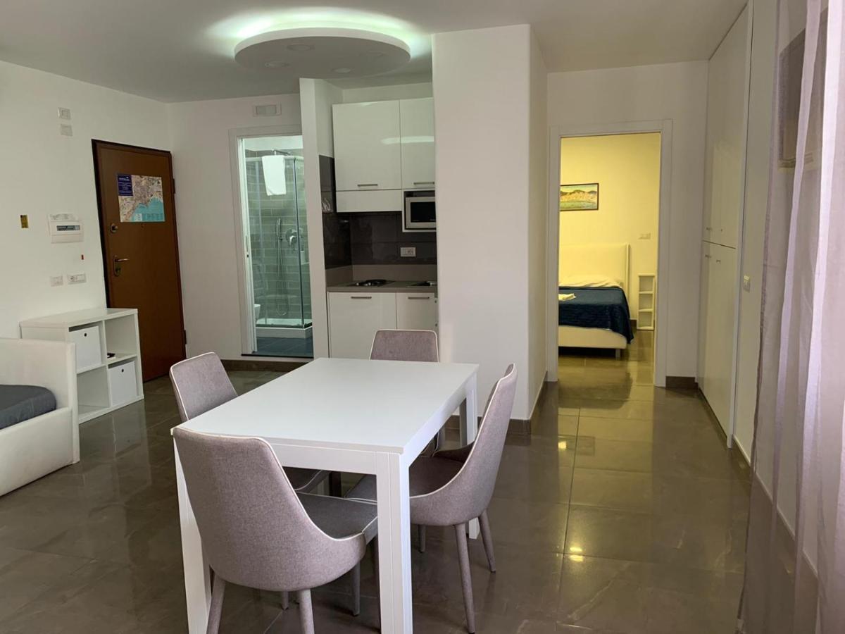 Mondo Suites Apartments