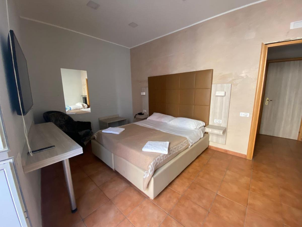 La Pace Bed & Breakfast Naples