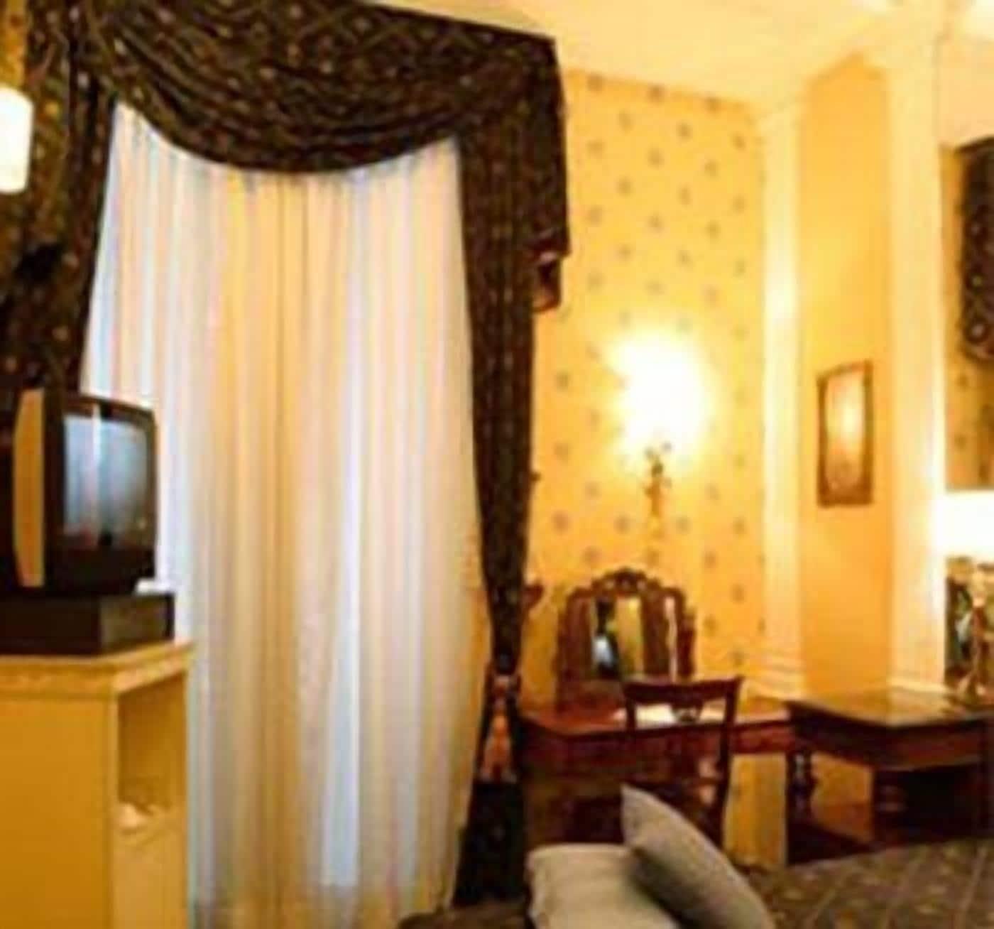 Miramare Hotel 4*