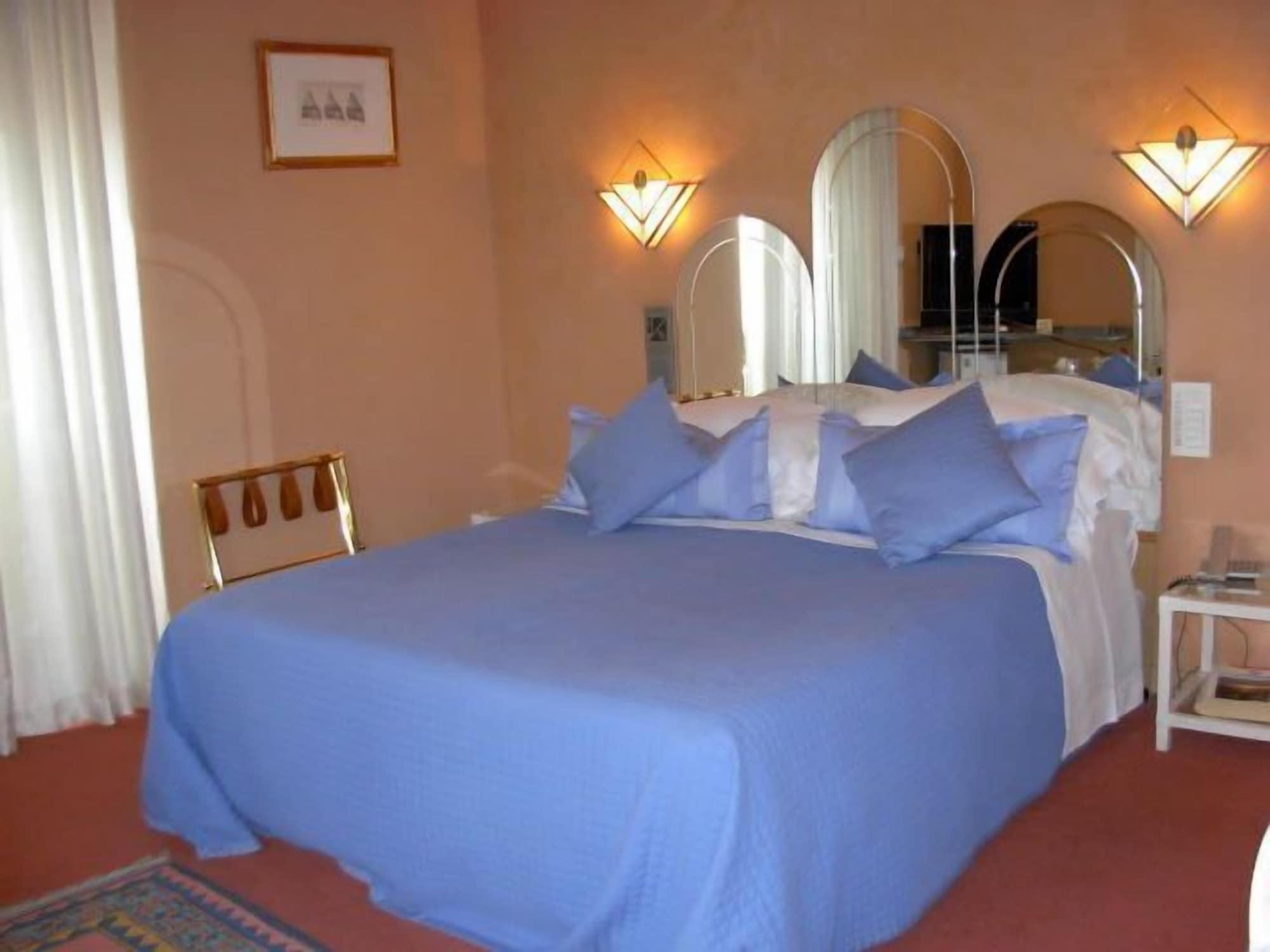 Miramare Hotel 4*