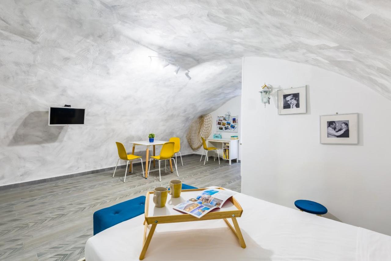 Riviera Di Chiaia Studio By Wonderful Italy * Naples