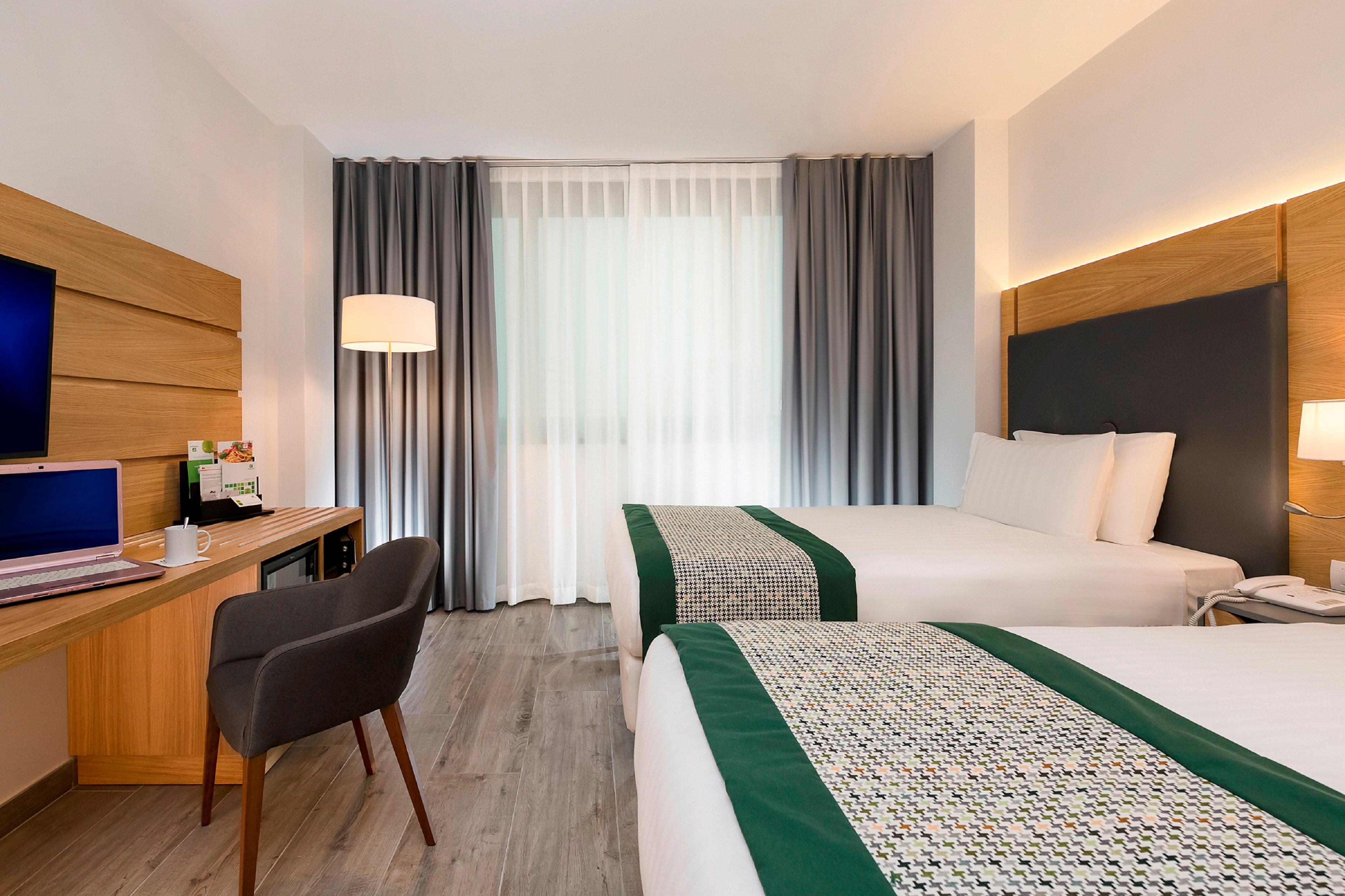 Hotel By Ihg