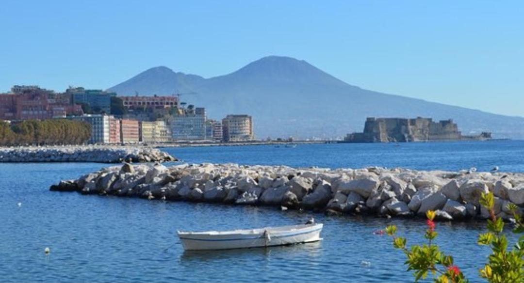 La Casa Di Aurora Naples