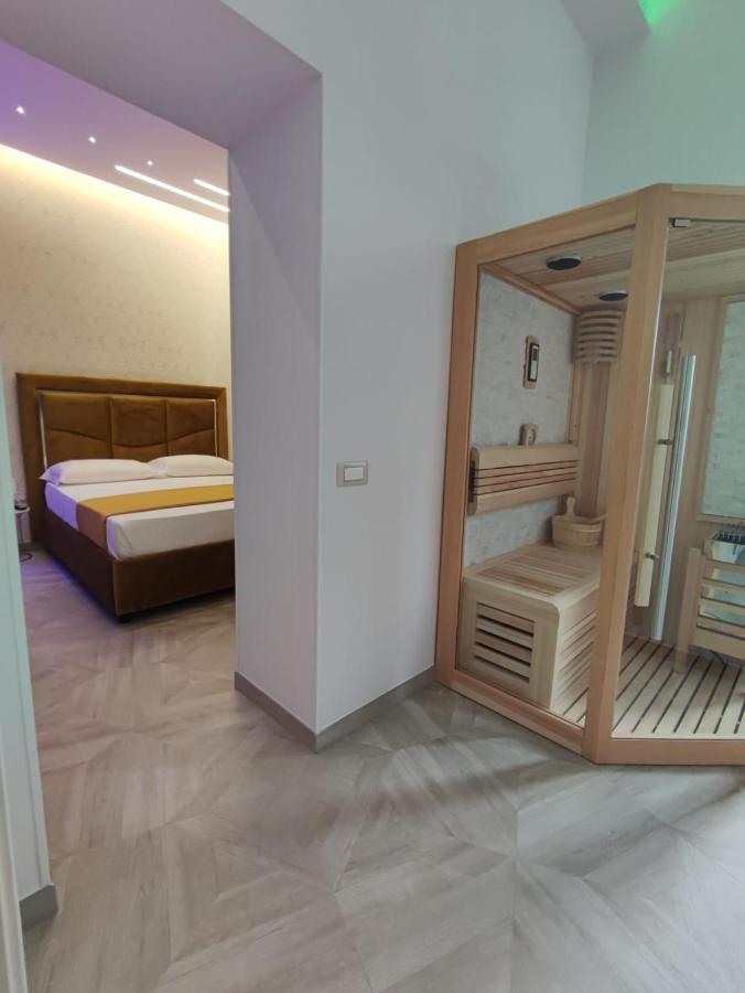 Twin Towers Luxury Naples