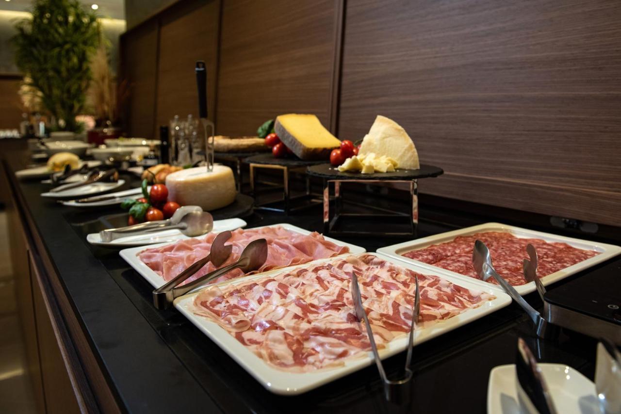 Hotel Gold Tower Lifestyle Naples