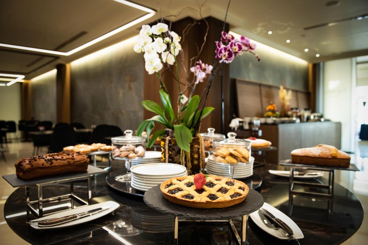 Gold Tower Lifestyle 4*