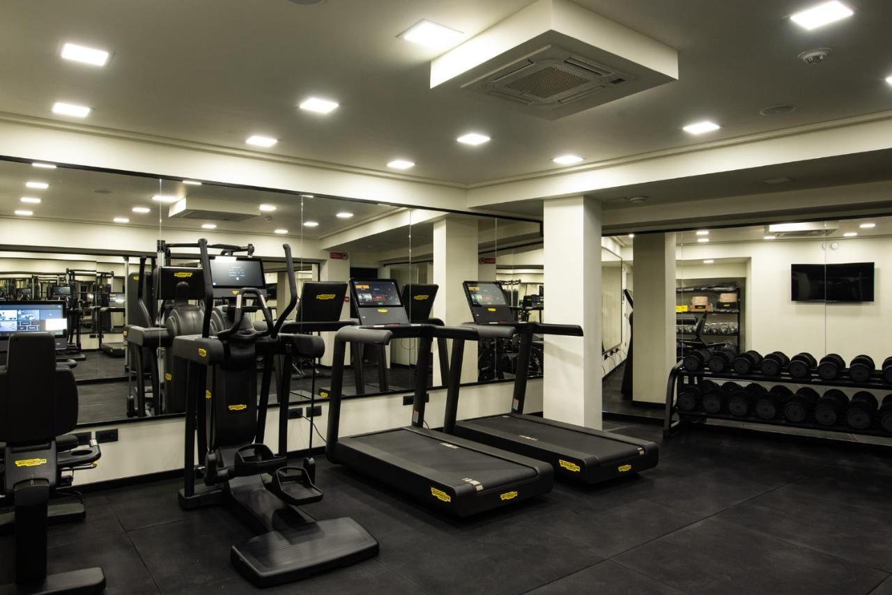 Gold Tower Lifestyle Hotel Naples