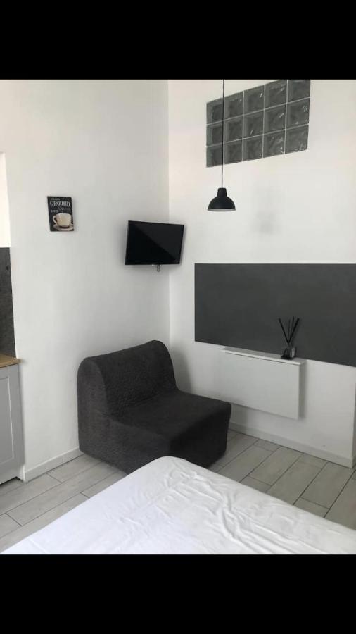 Apartment &house *