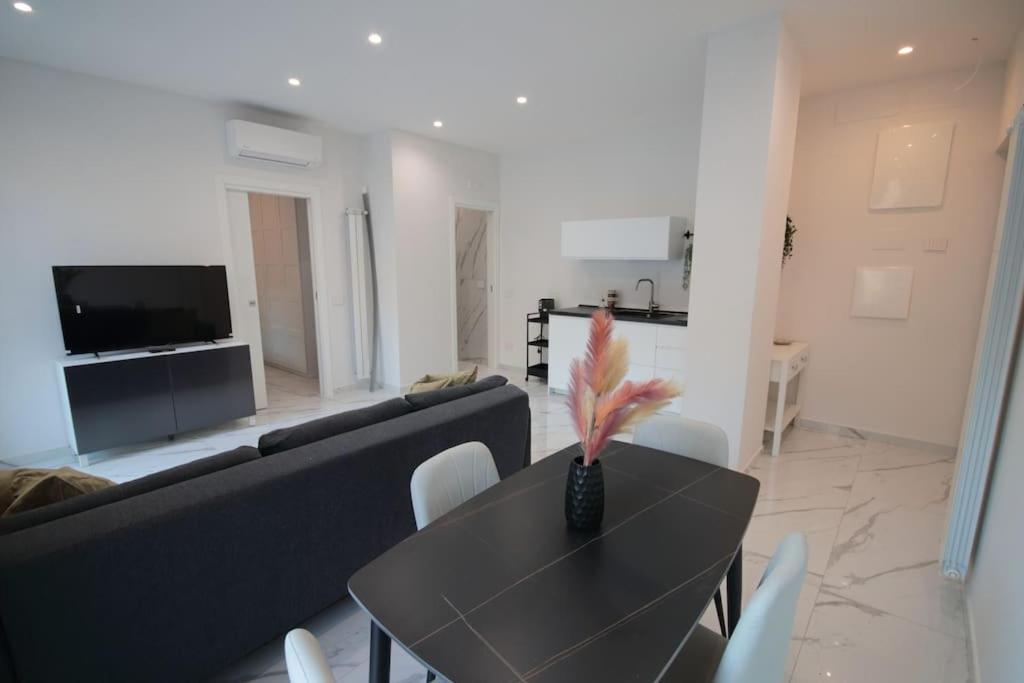 Chiaia Arcoleo House - Sofia Apartment