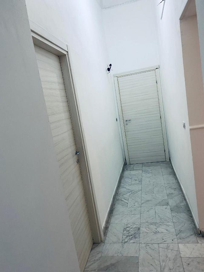 Dama Hostelbb Hostel Naples