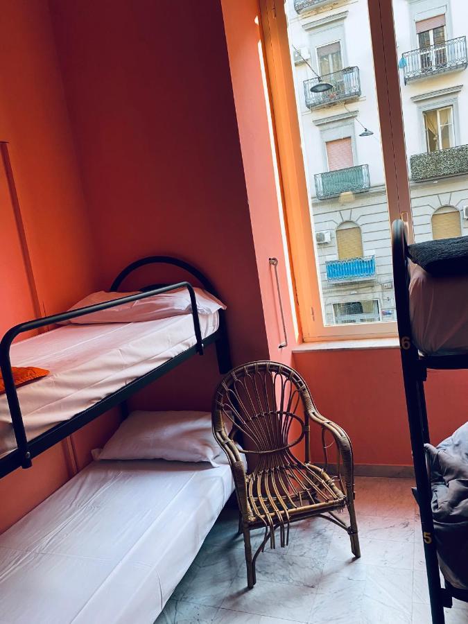 Dama Hostelbb Naples