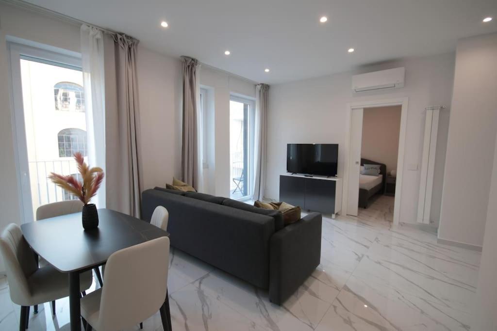 Apartment Chiaia Arcoleo House - Sofia