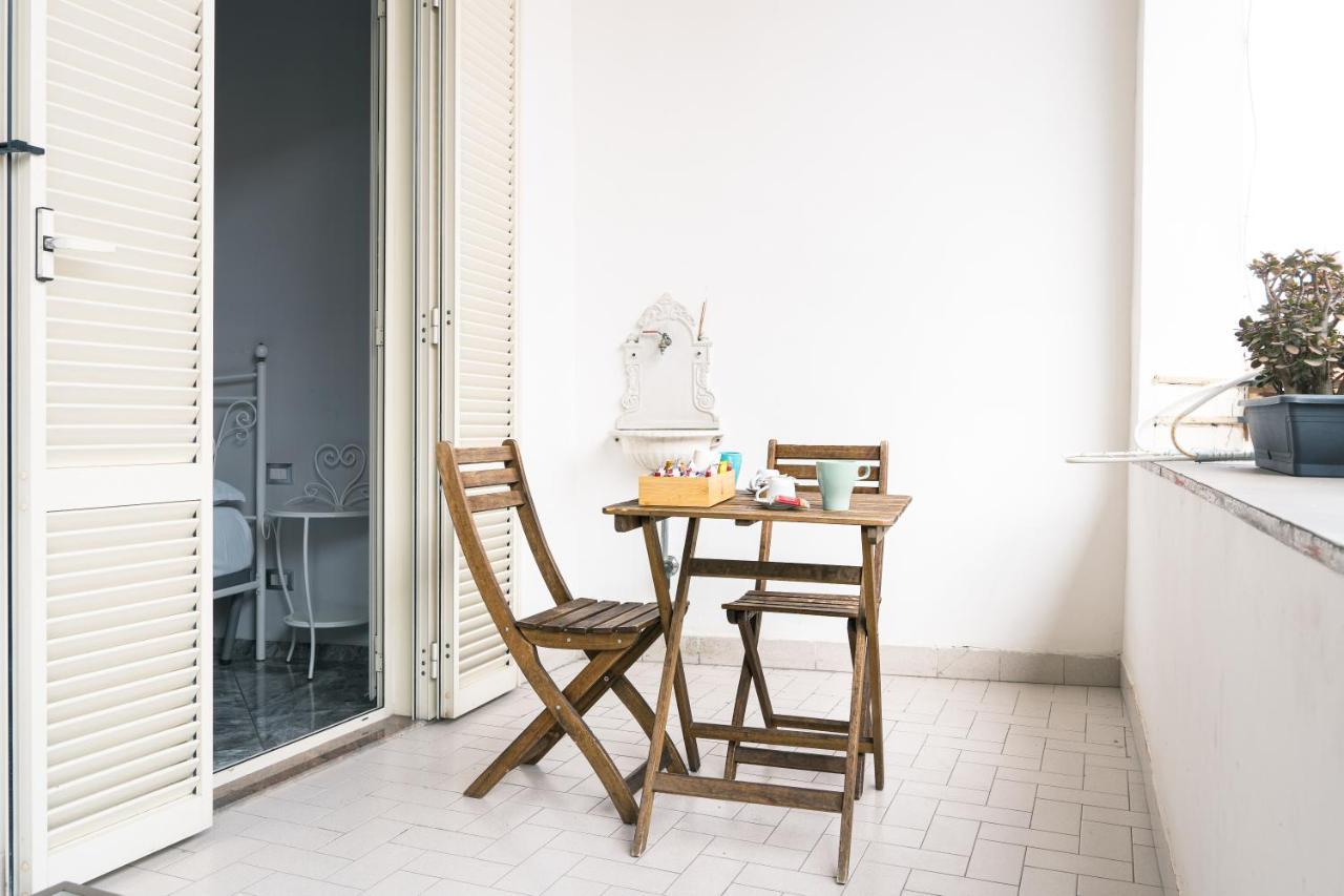 Universita Bed & Breakfast Naples