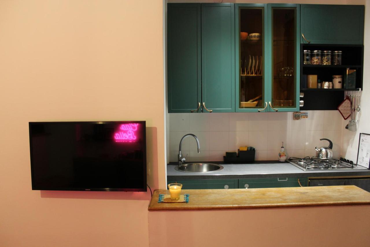 L' Altobasso - Atypical Neapolitan House Apartment Naples