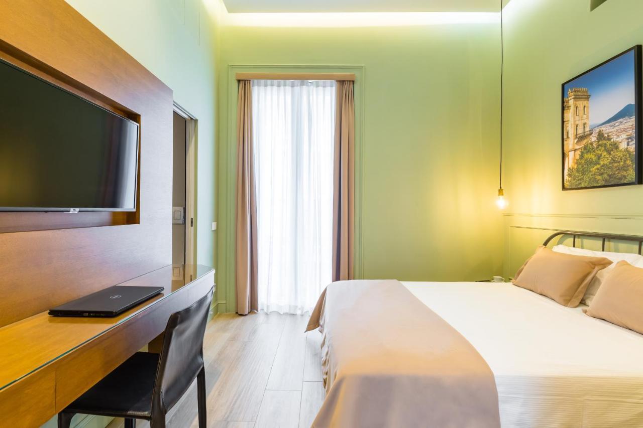 Bed & Breakfast Civico 33 Naples