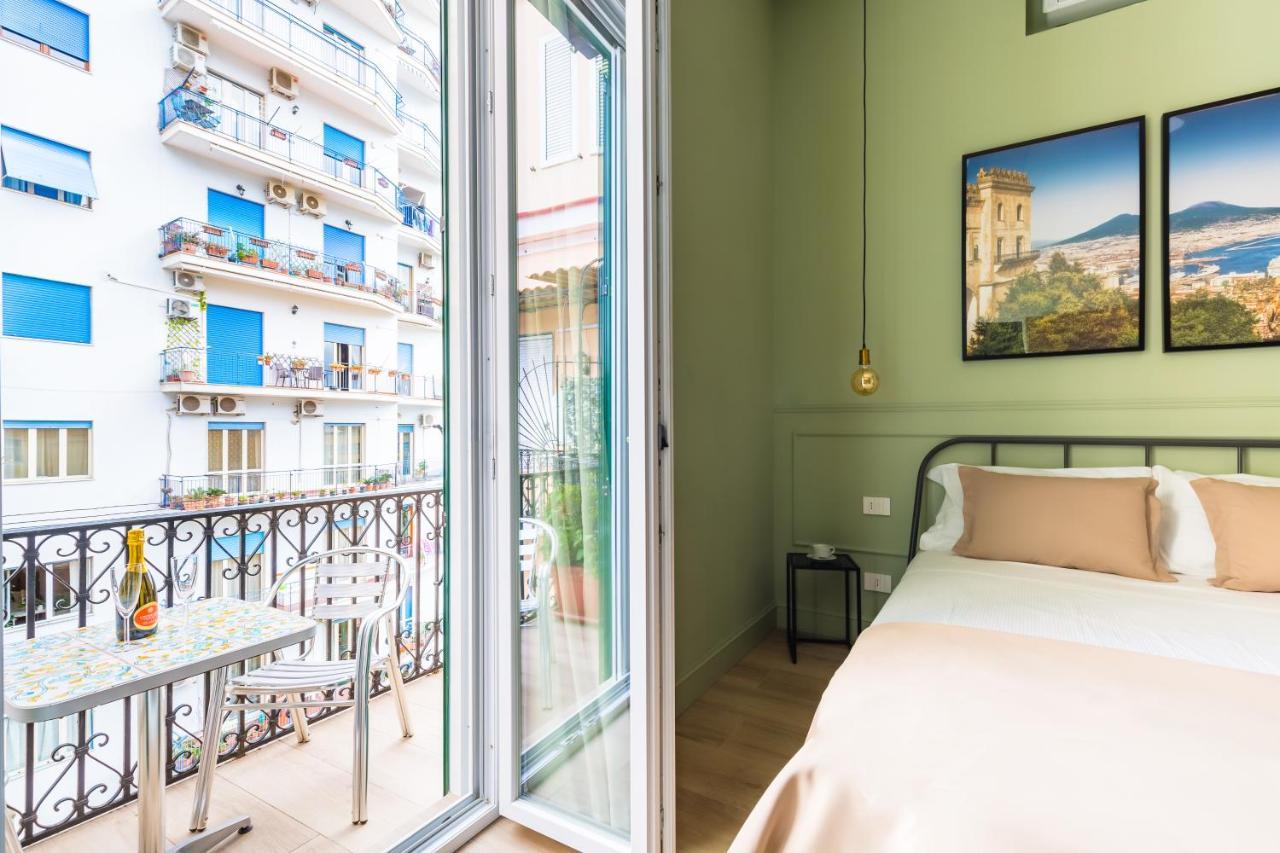Bed & Breakfast Civico 33 Naples