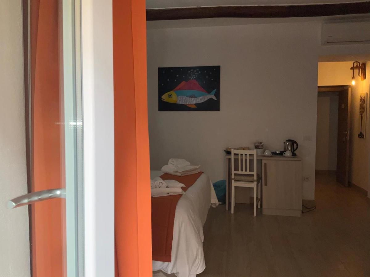 Bed & Breakfast 'a De' Scugnizzi *