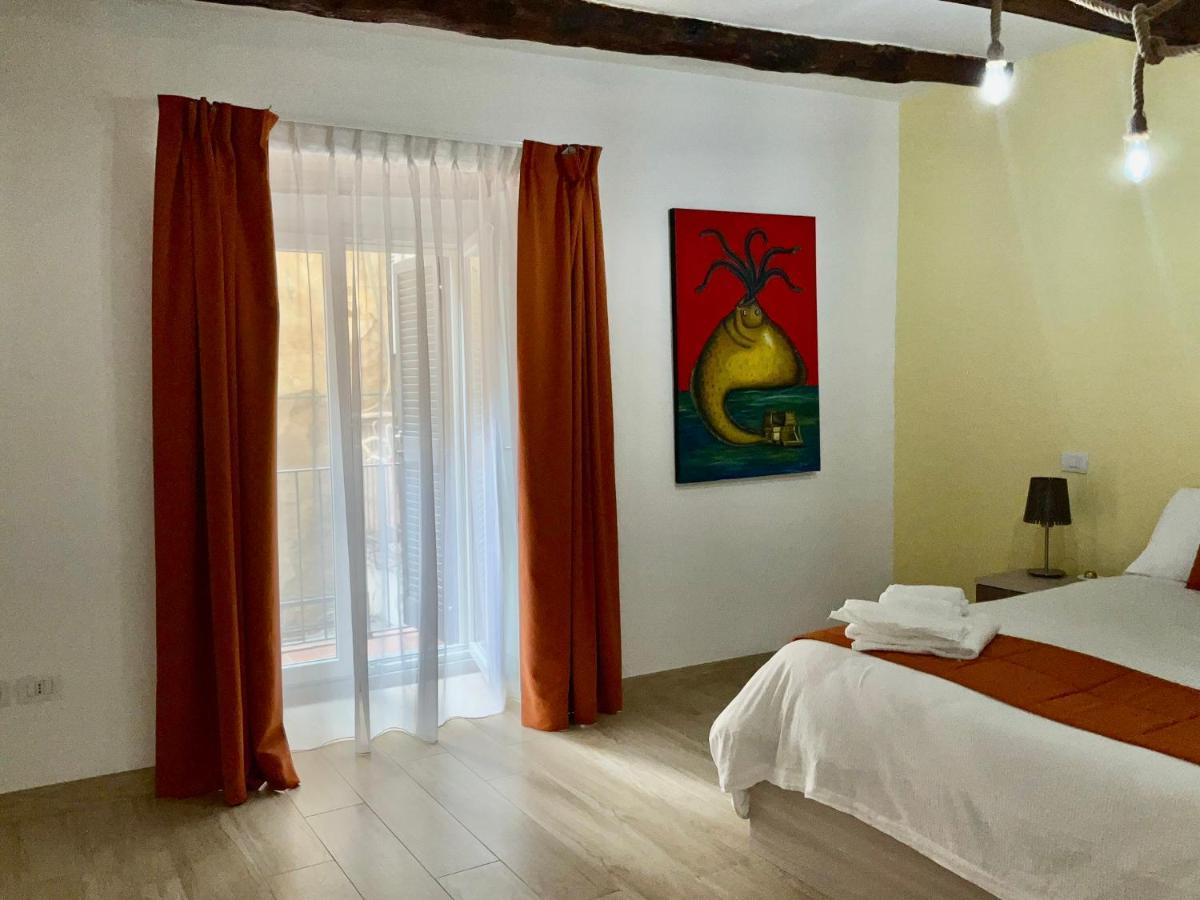'a De' Scugnizzi Bed & Breakfast Naples