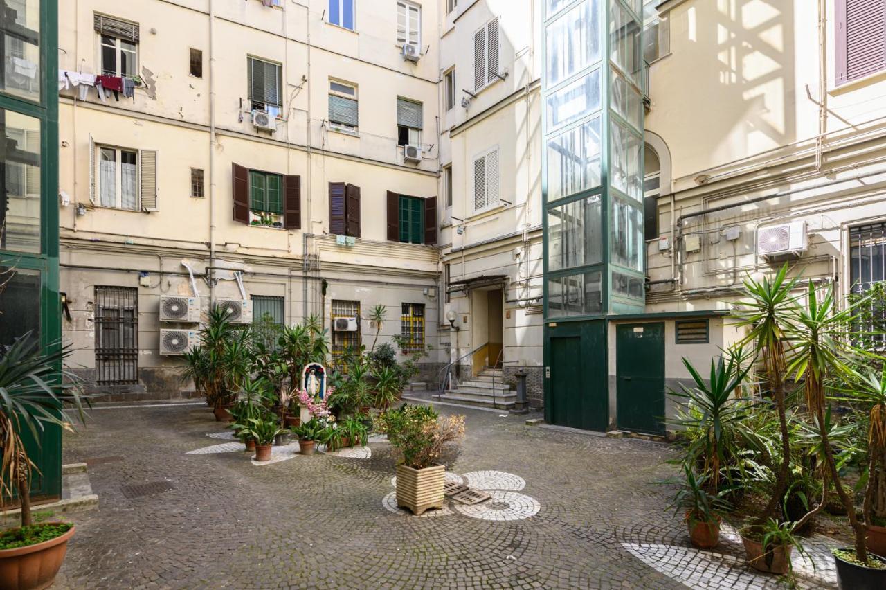 Apartment Via Cairoli 60 Naples