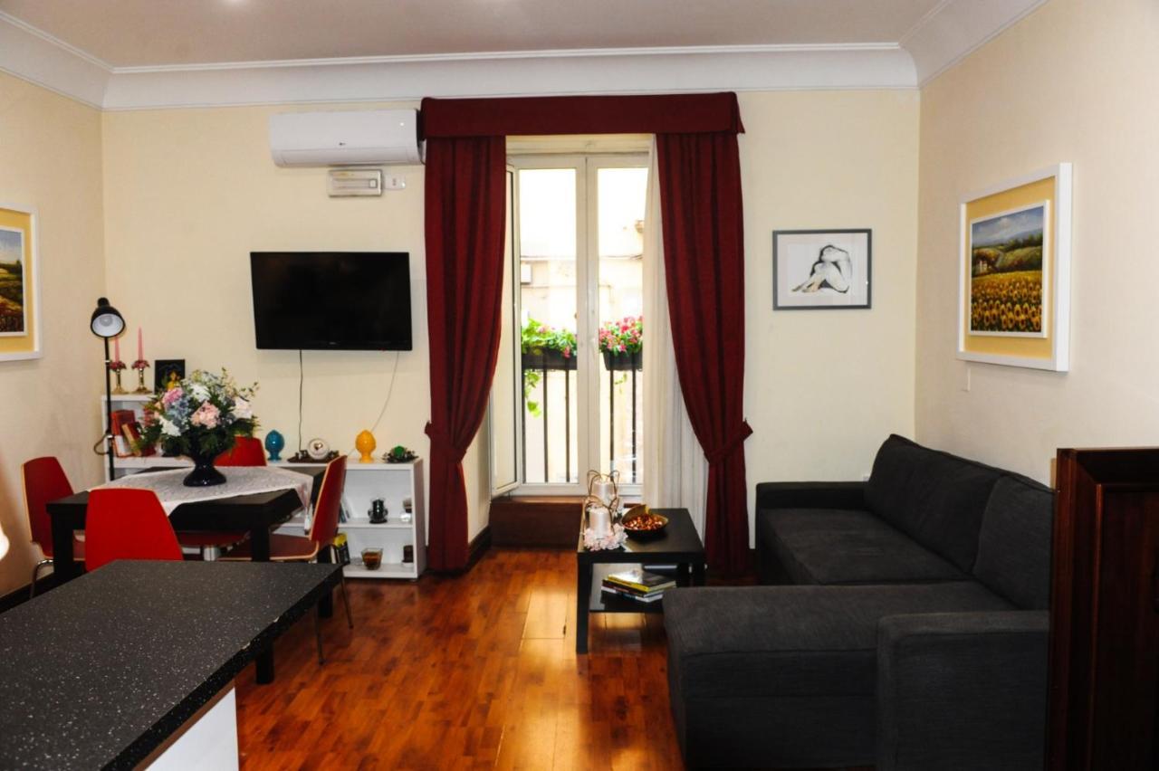 F&b Apartment *