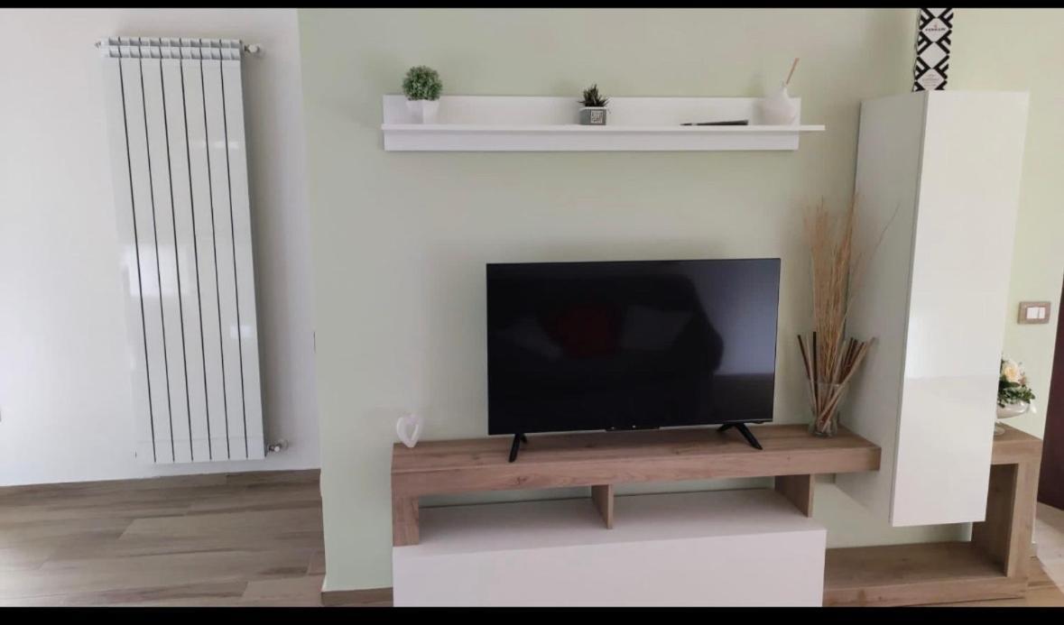 Serendipity Free Parking 2 Min Dalla Stazione Apartment *