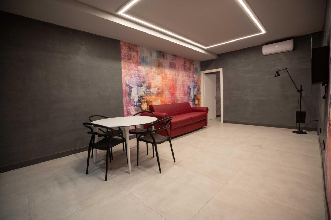 Lady Diamond Apartment *