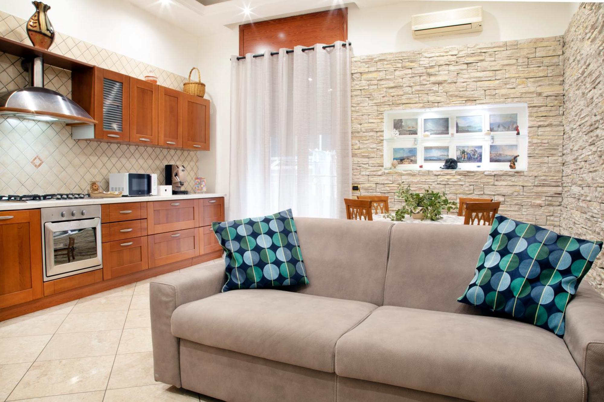 Lazzarella House *