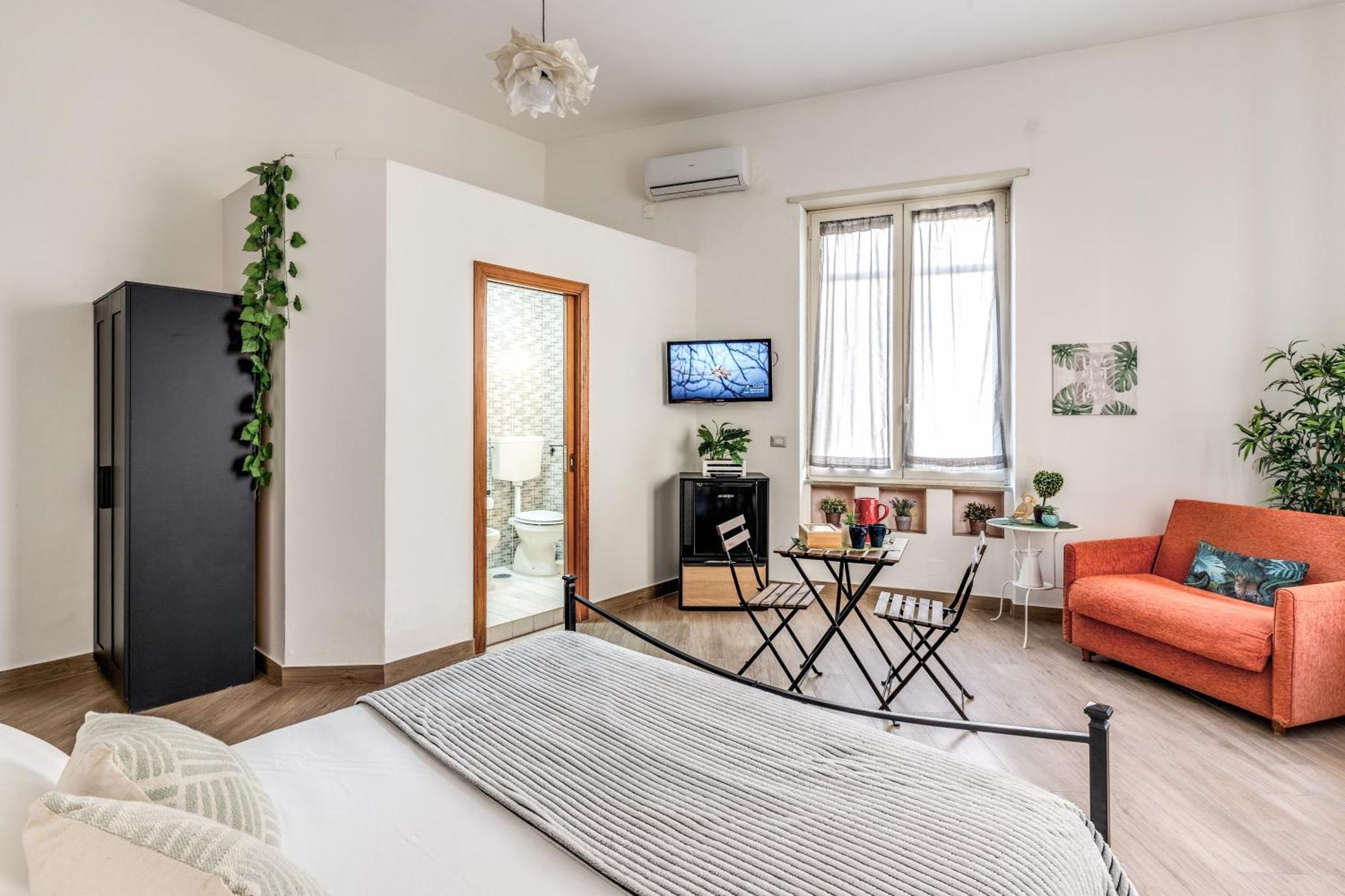 Le Mura Antiche Guest house 2*