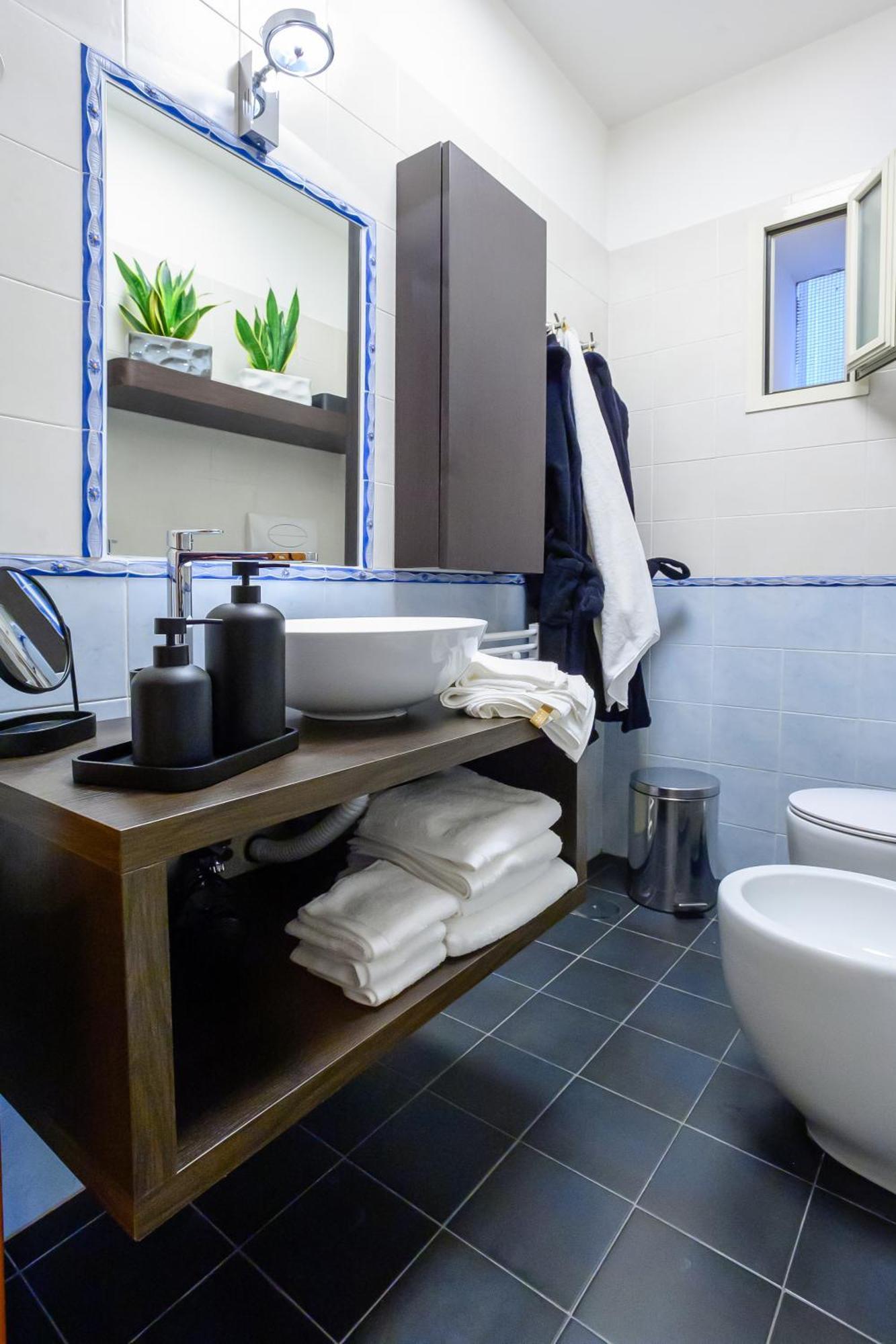 Caracciolo Deluxe - Chiaia Lungomare Apartment