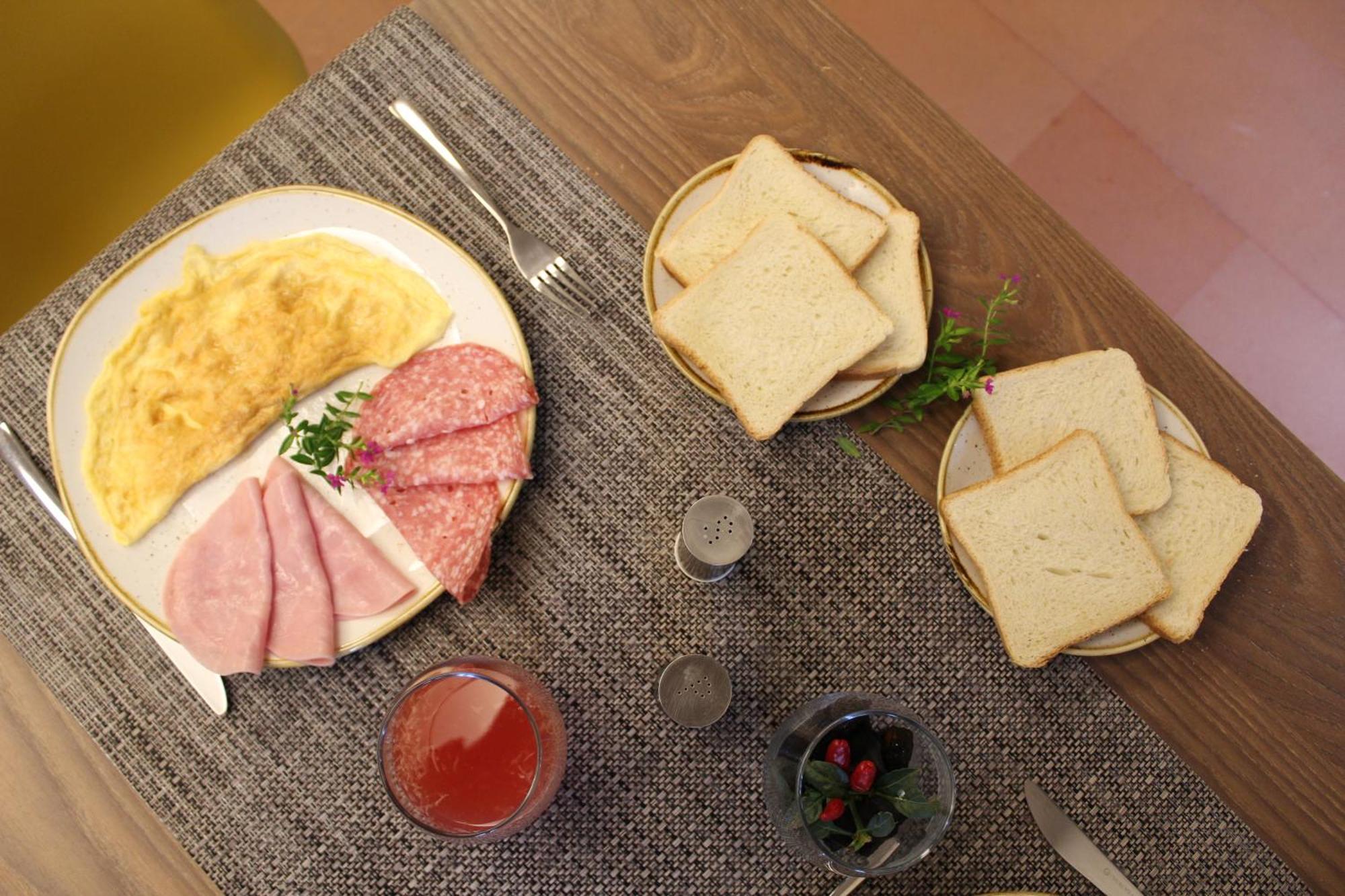 Relais Montedonzelli Bed & Breakfast 2*