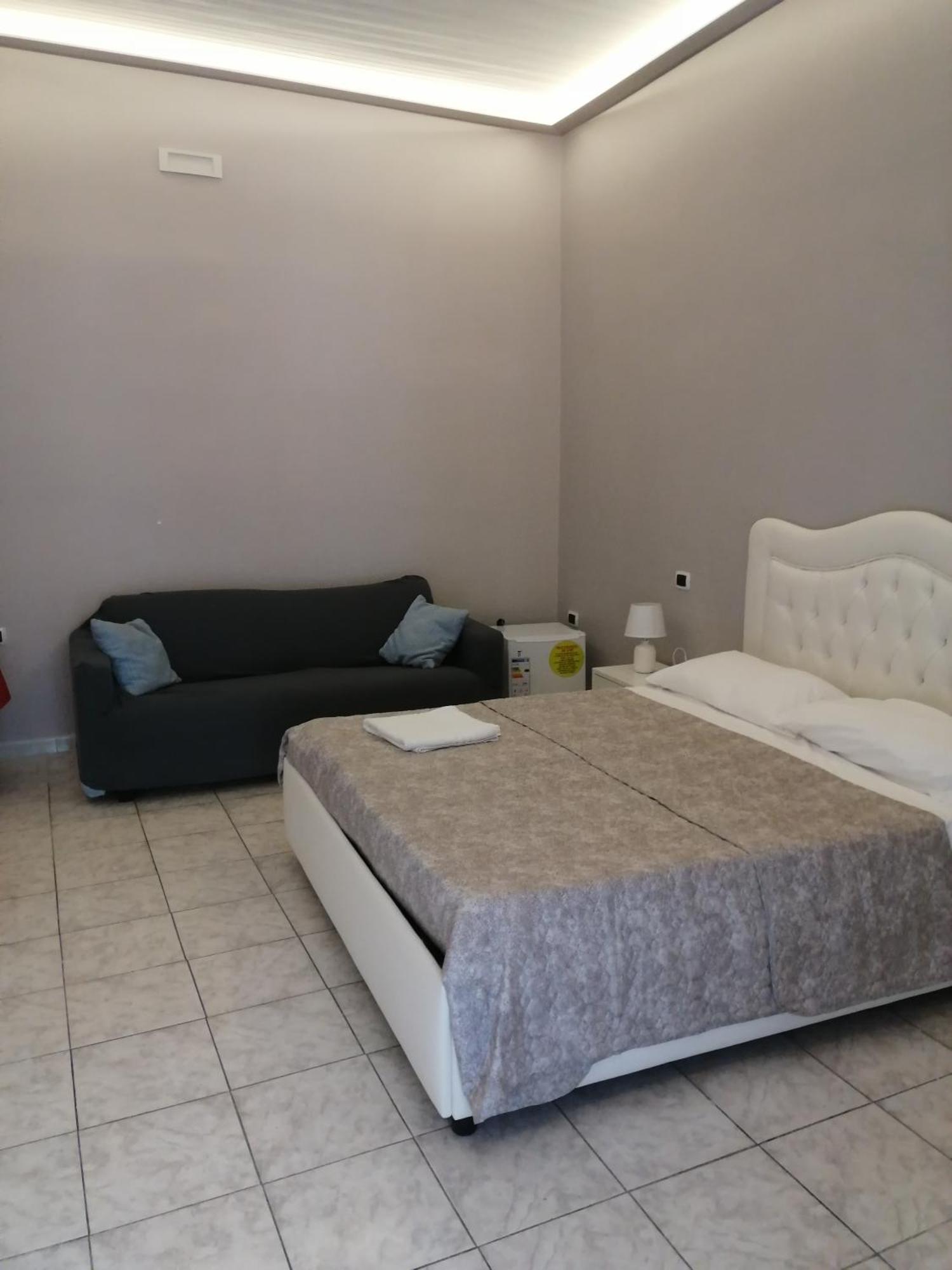 Francesco Guest house *