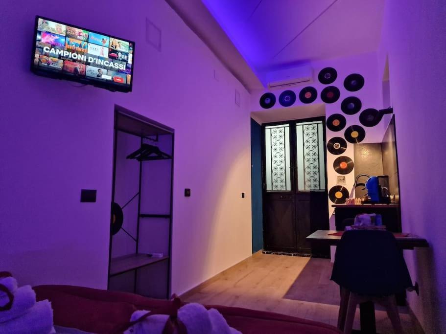 Tribunali Flat Apartment