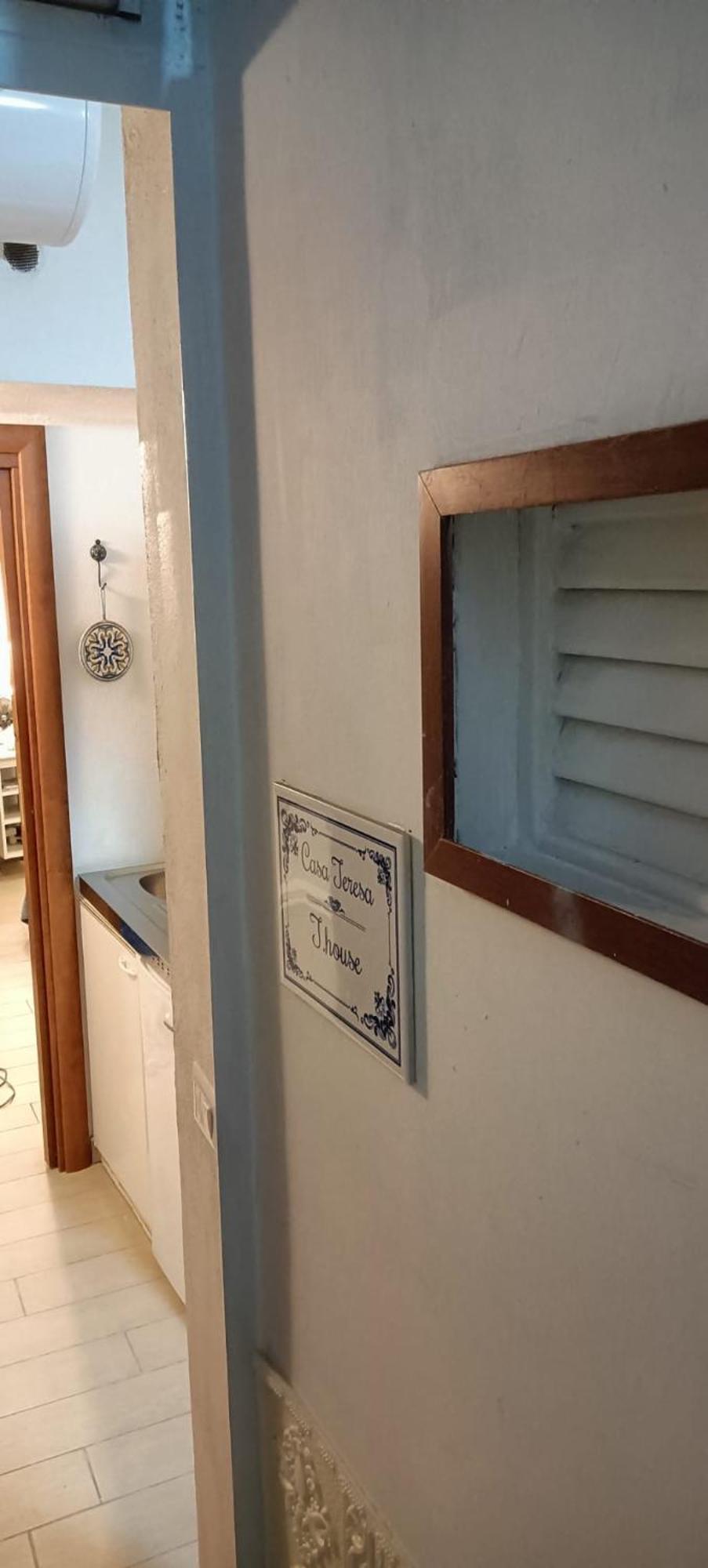 Tinnyhouse Apartment *