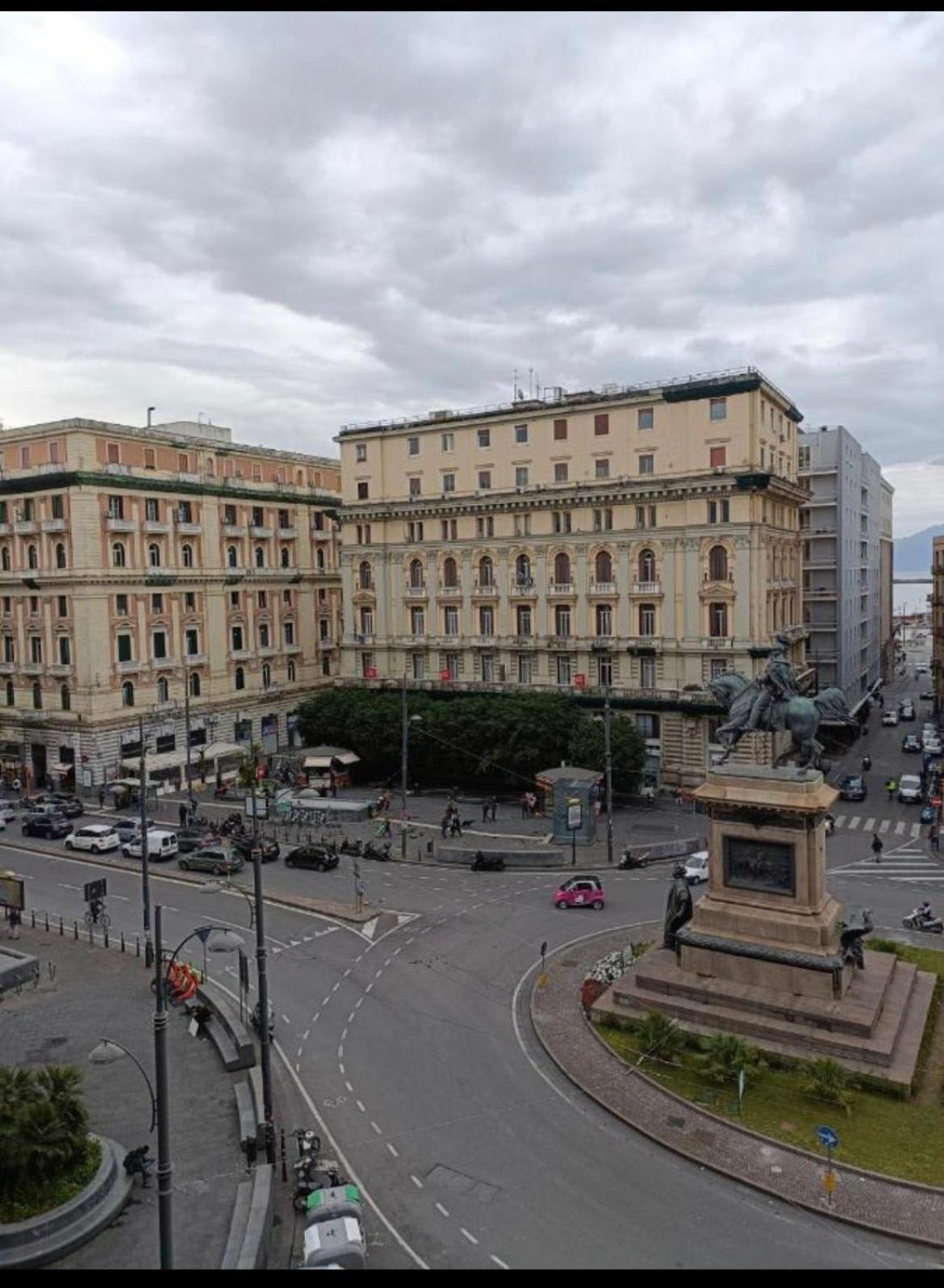 Porto & 2* Naples