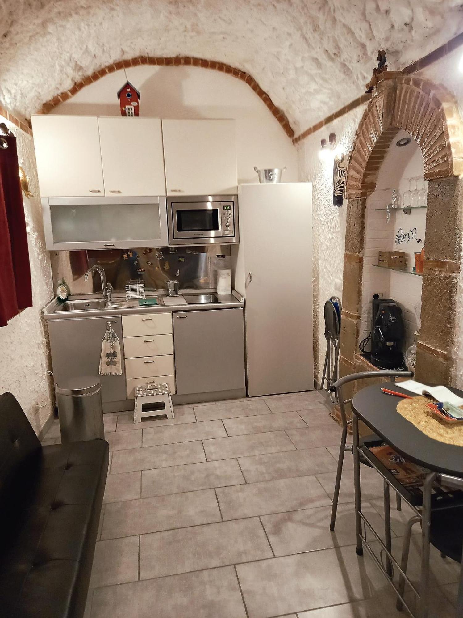La Grotta *