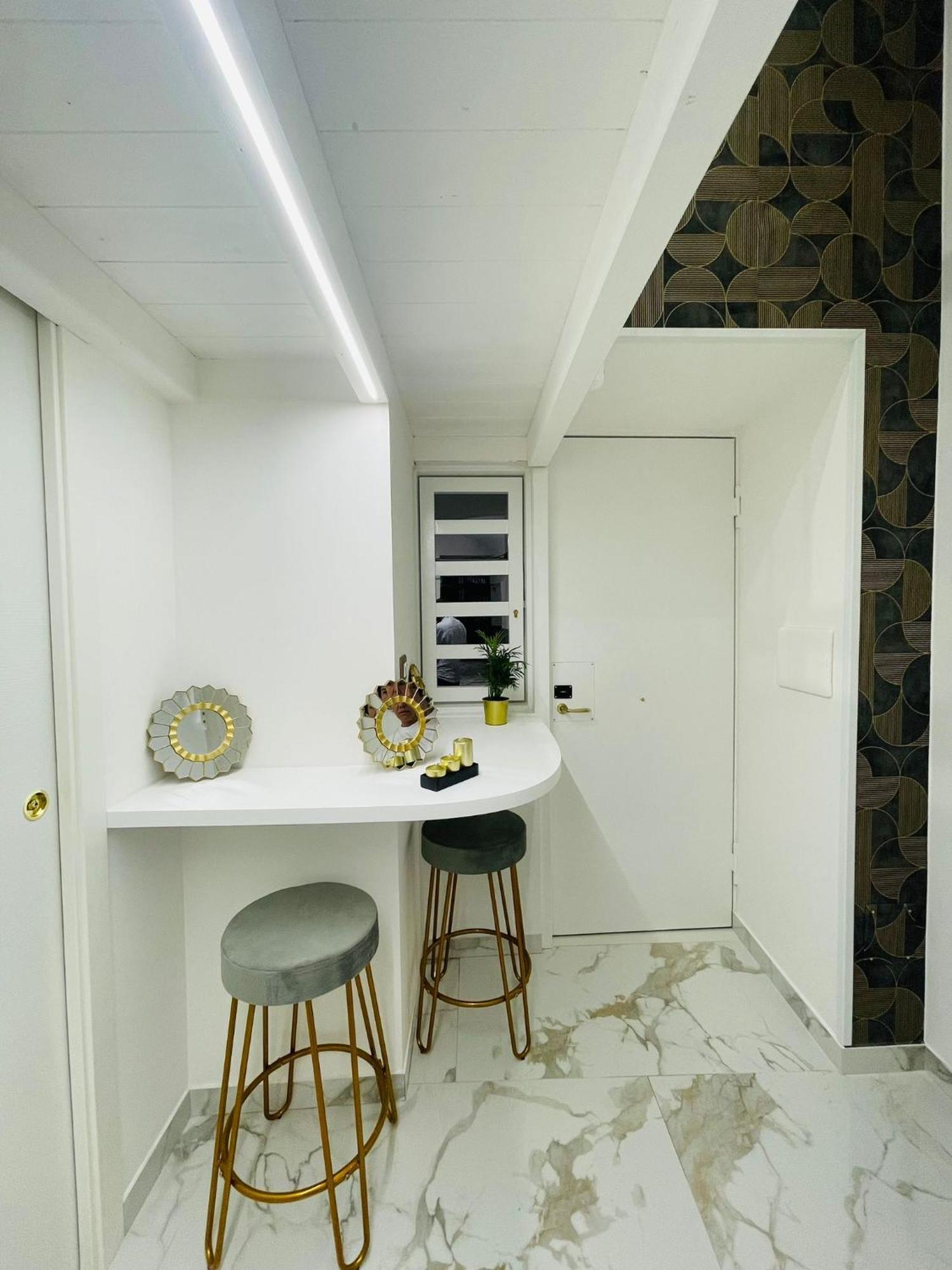Frank Anthony Apartment *