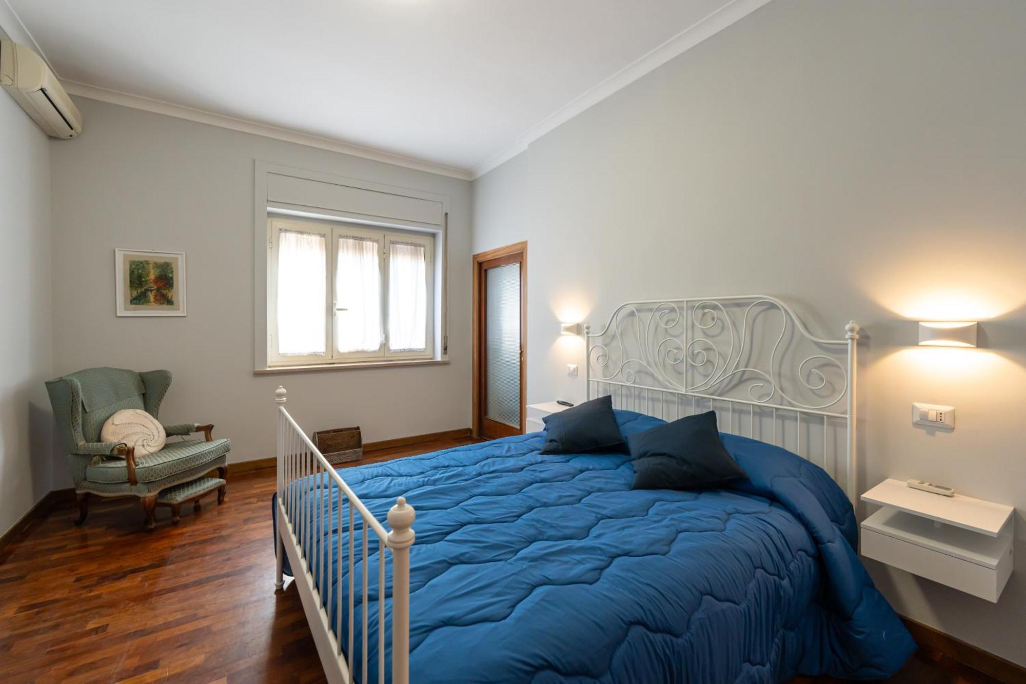 Donna Giovannina Apartment Naples