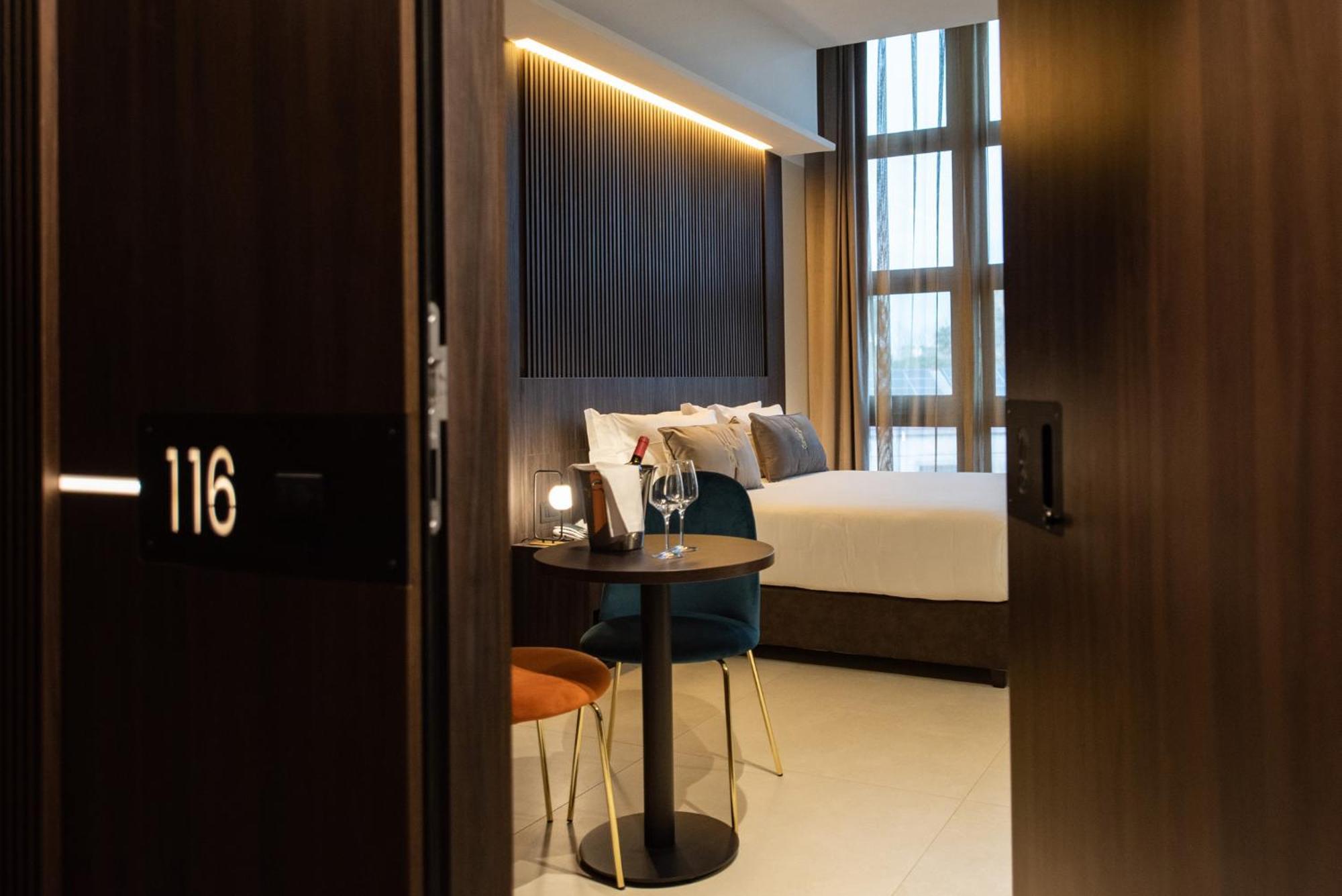 Gold Tower Lifestyle