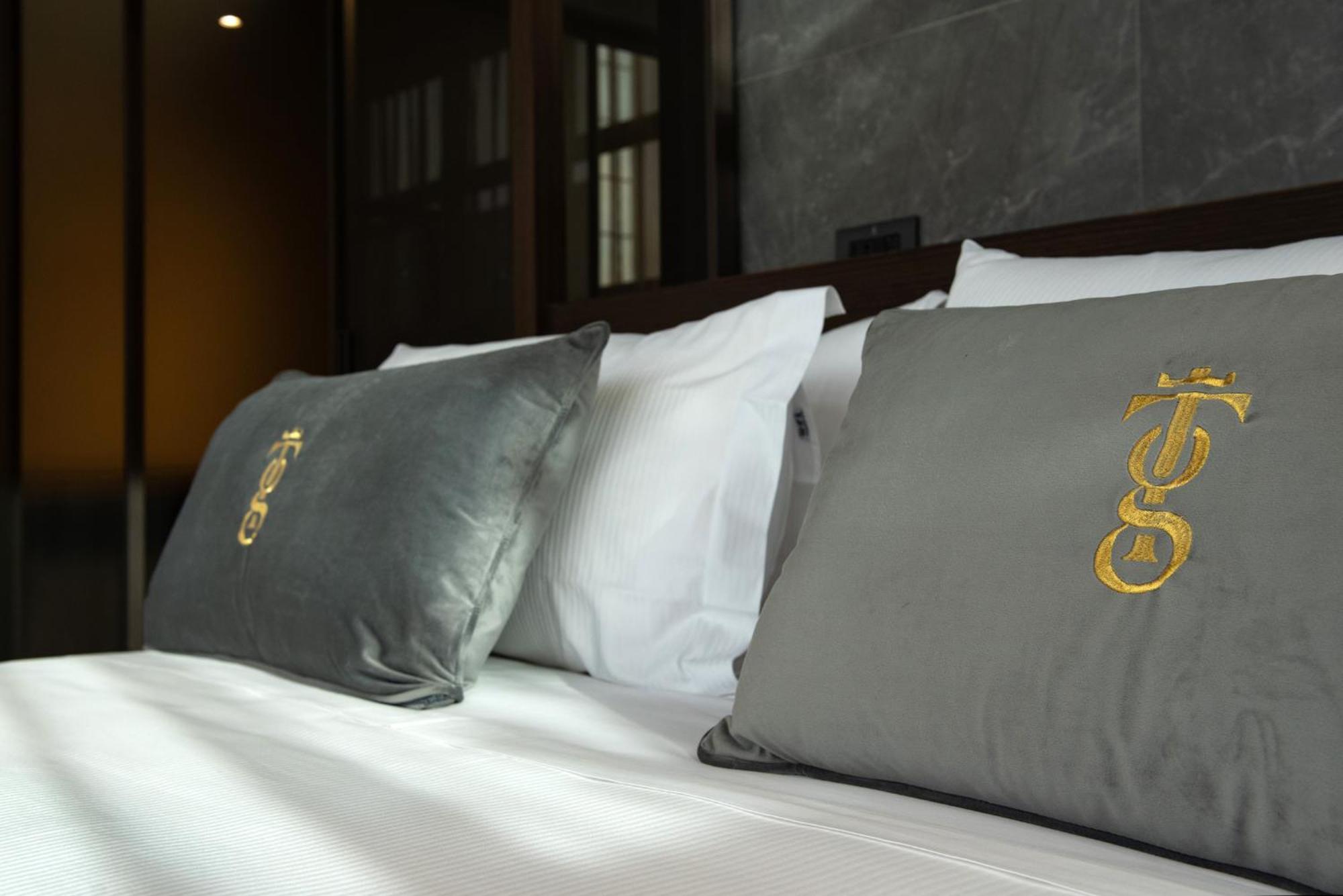 Gold Tower Lifestyle Hotel 4*
